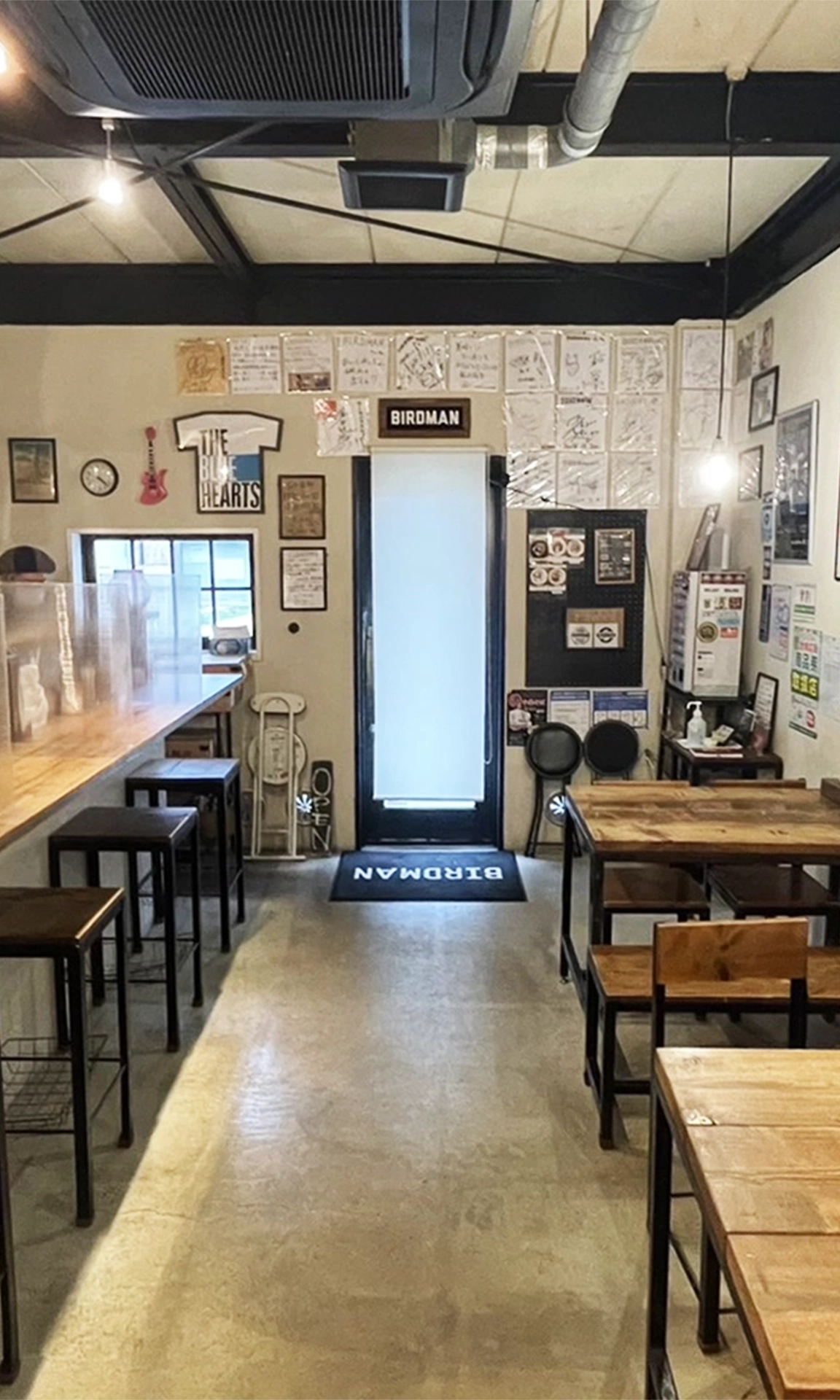 BIRDMAN(バードマン)店内の風景