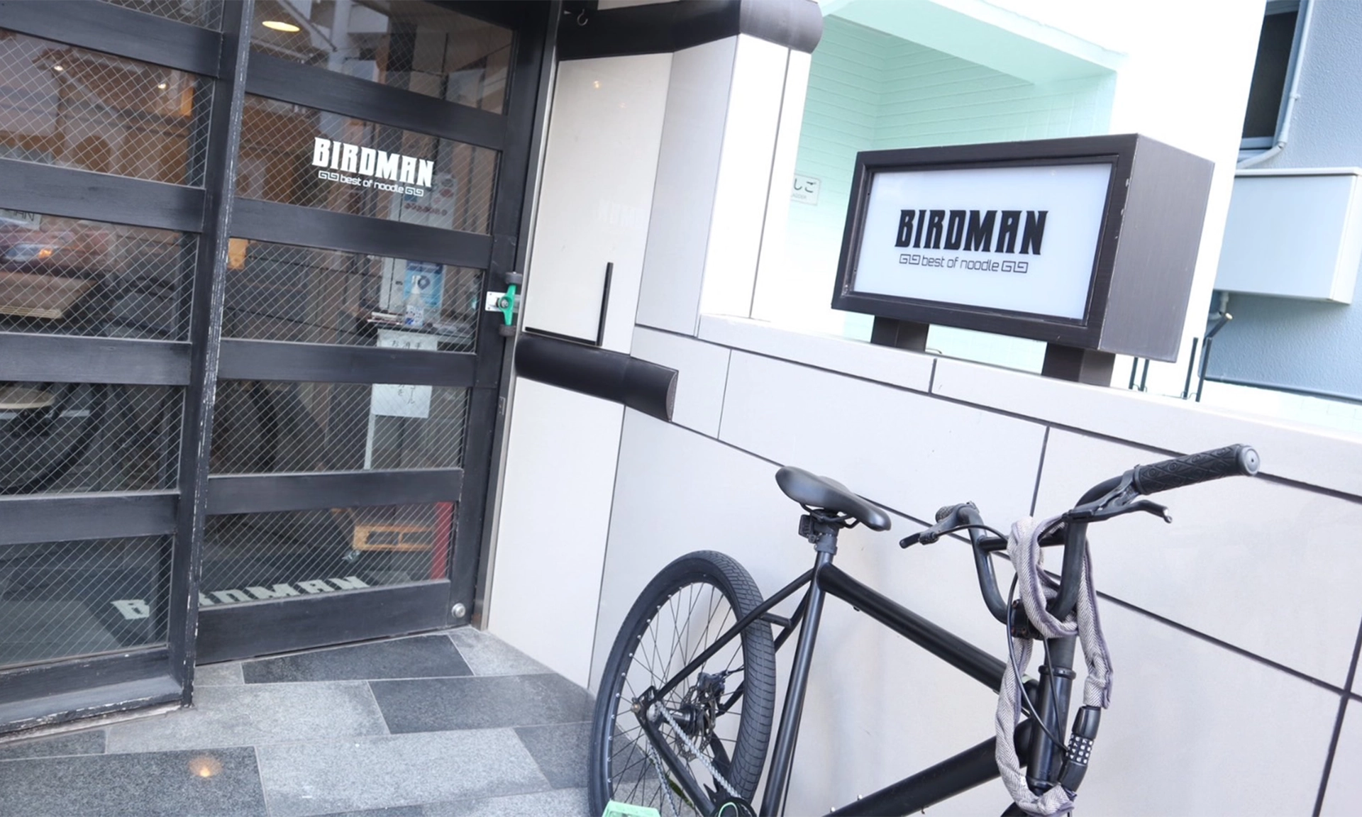BIRDMAN（バードマン）2号店店頭の風景